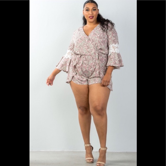 Mauve Floral Romper - Picture 4 of 5